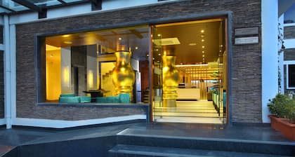 Marigold Sarovar Portico , Shimla. Heated pool & AC Rooms (Resort cottage and SPA)