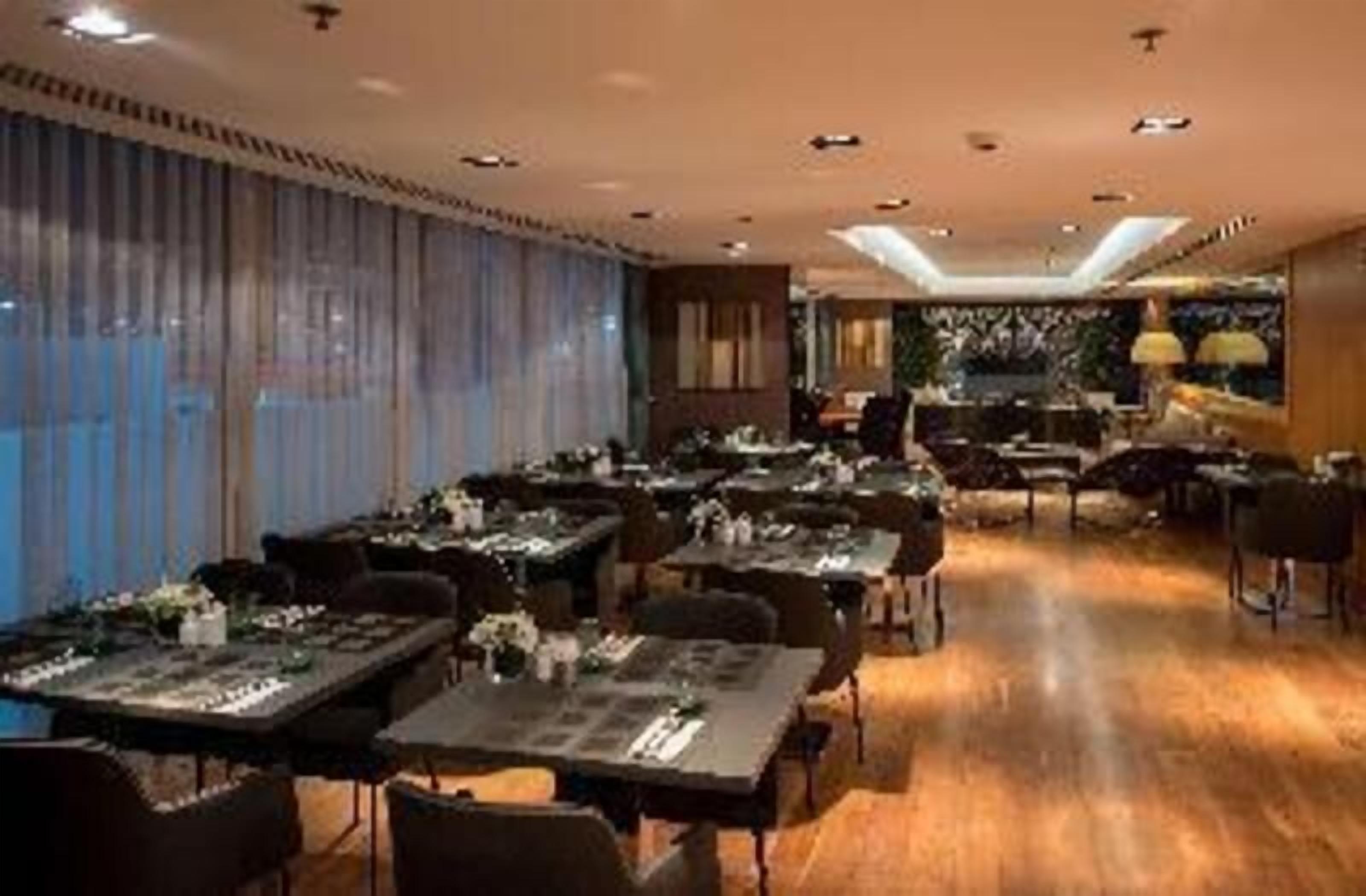 Dining | 2 restaurants, breakfast, lunch, dinner served; Turkish cuisine