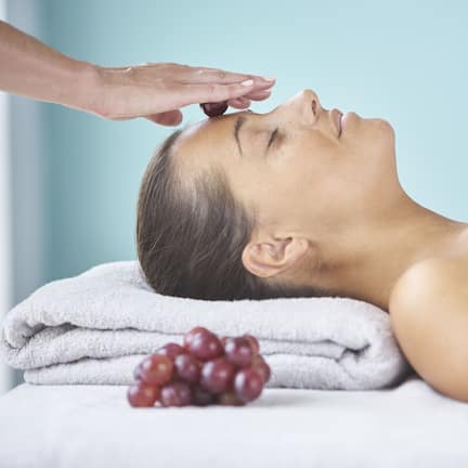 Couples treatment rooms, sauna, hot tub, steam room, Turkish bath