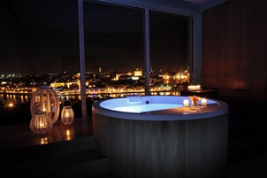 双人护理室、桑拿、热水浴缸、湿蒸房、土耳其浴、身体护理