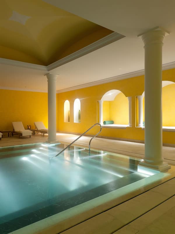Couples treatment rooms, sauna, hot tub, steam room, Turkish bath