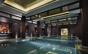 Indoor pool, lifeguards on site
