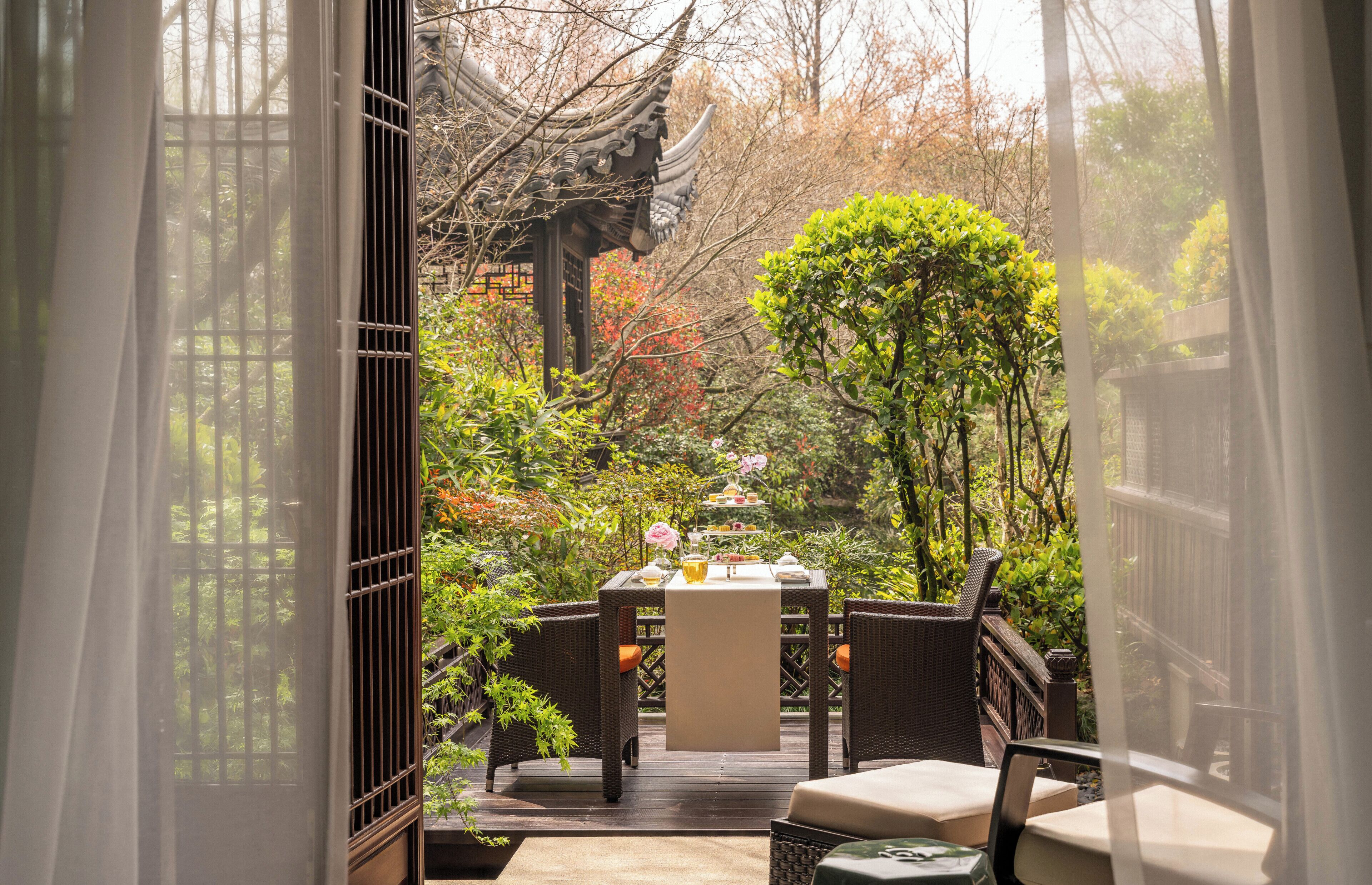 低過敏寢具、羽絨被、迷你吧、客房內保險箱