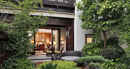Four Seasons Hotel Hangzhou at West Lake