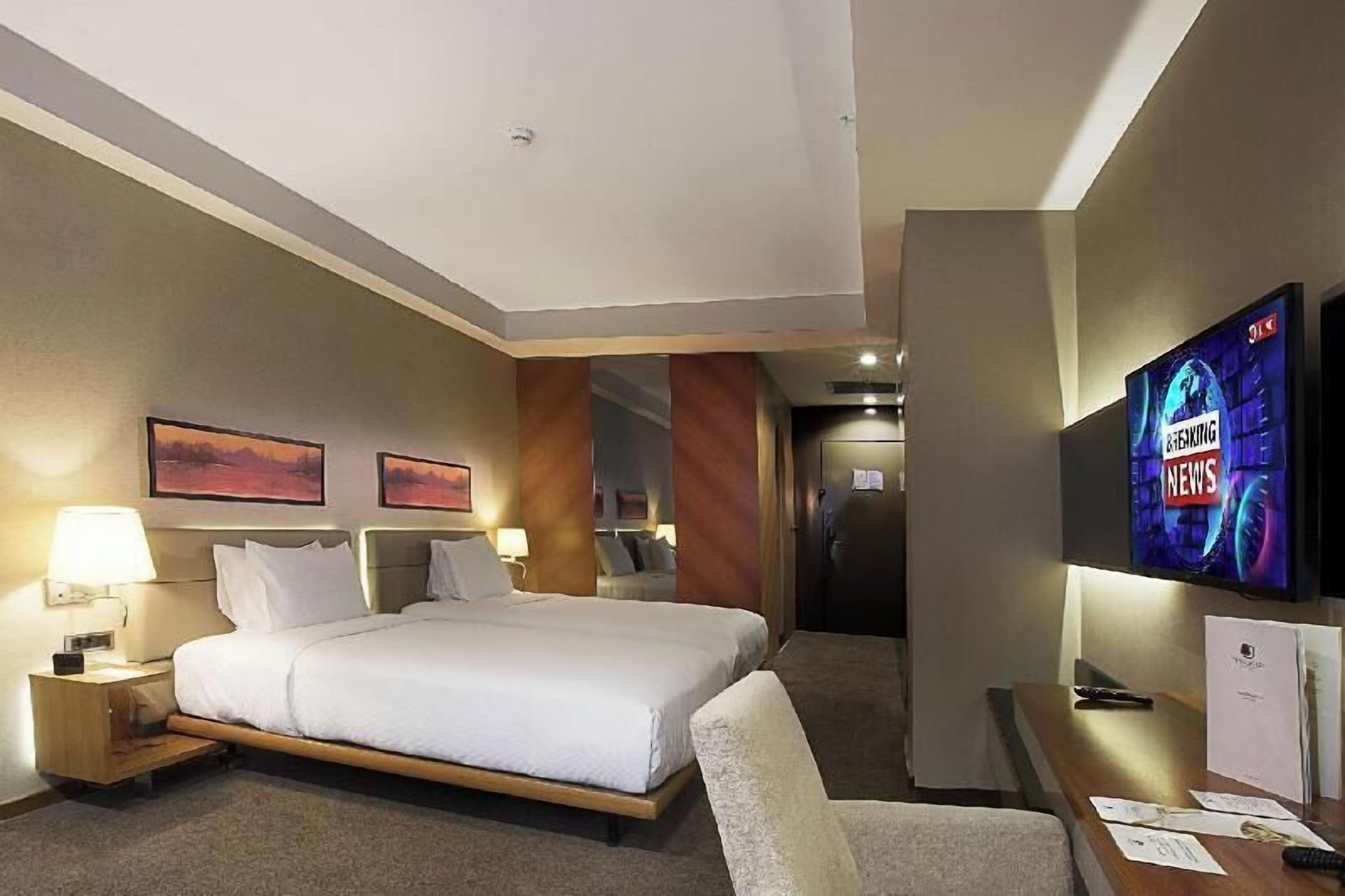 Premium bedding, minibar, in-room safe, desk