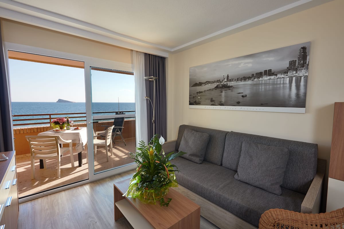 Beach/ocean view