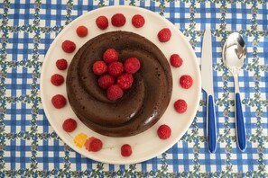 Alimentos y bebidas