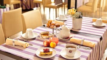 Daily buffet breakfast (EUR 15 per person)