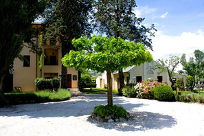 Front of property - Residenza Porta Guelfa (Bevagna)