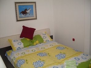 Camas com colchões pillow-top, camas extras/dobráveis (sobretaxa)