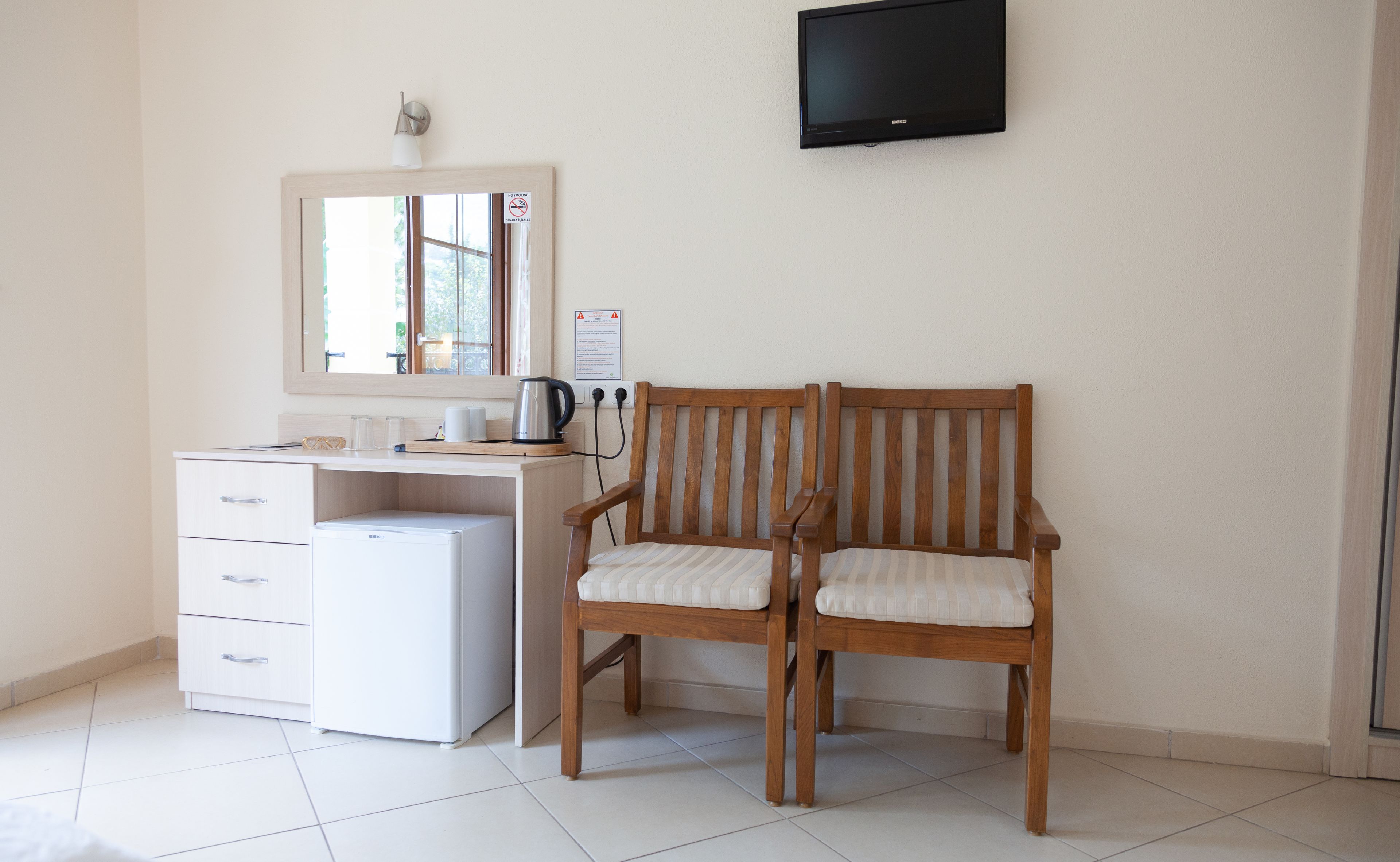 superior triple room, 1 bedroom, non smoking, mountain view | bed sheets