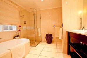 Room - Manaar House (Umhlanga)