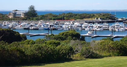 Harbour View Motel