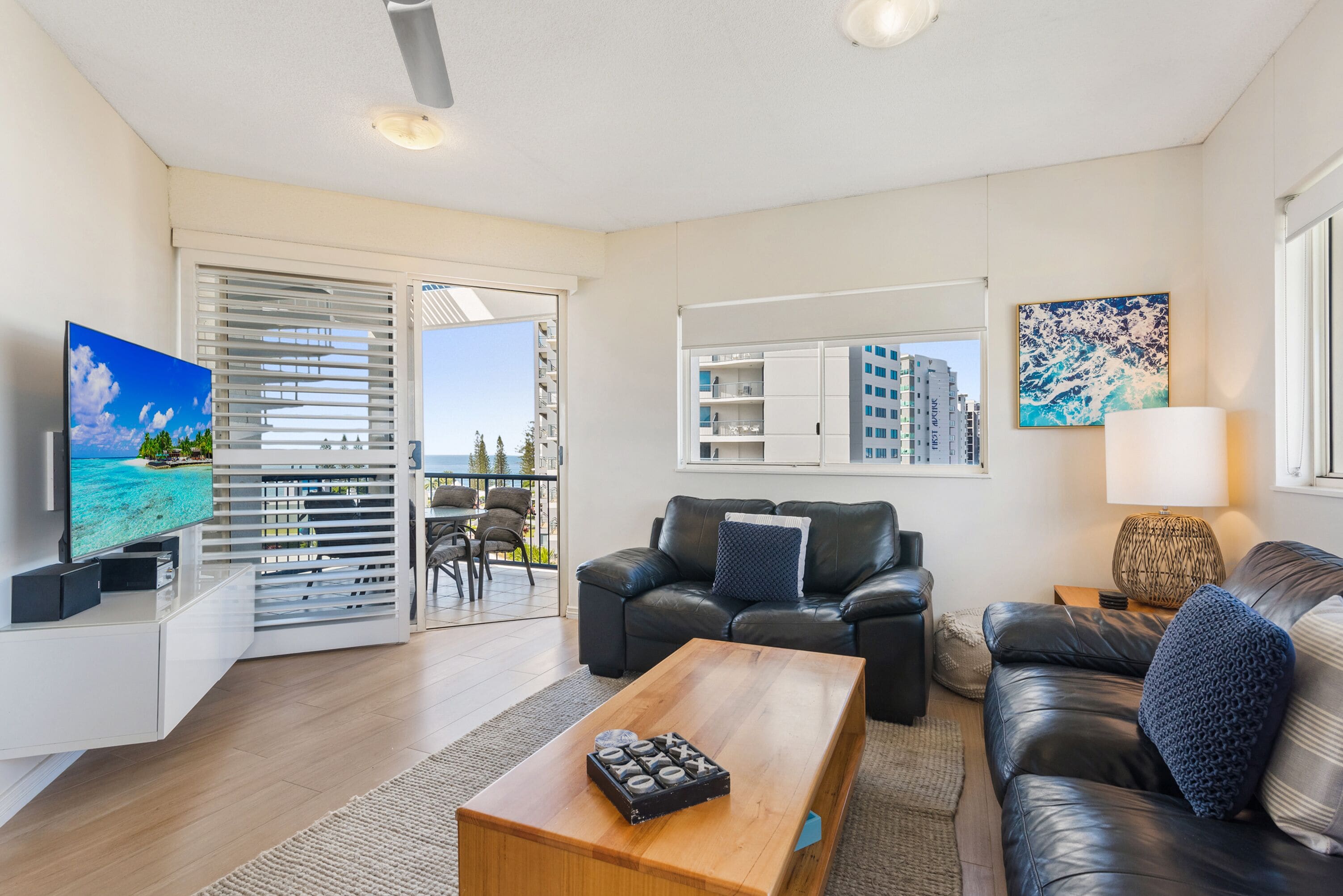 Two-Bedroom Apartment -Rooftop | Living area | Smart TV