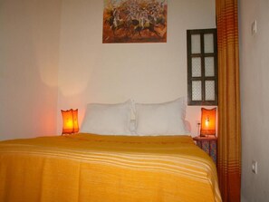 Premium bedding, down comforters, memory foam beds - Riad Etoile d'Essaouira (Essaouira)