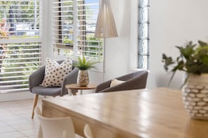 Superior Apartment, Multiple Bedrooms, Non Smoking, Kitchen (3 NTS / 3 BEDROOMS) | Living area | 55-inch Smart TV with digital channels, TV - Como Noosa (Noosaville)