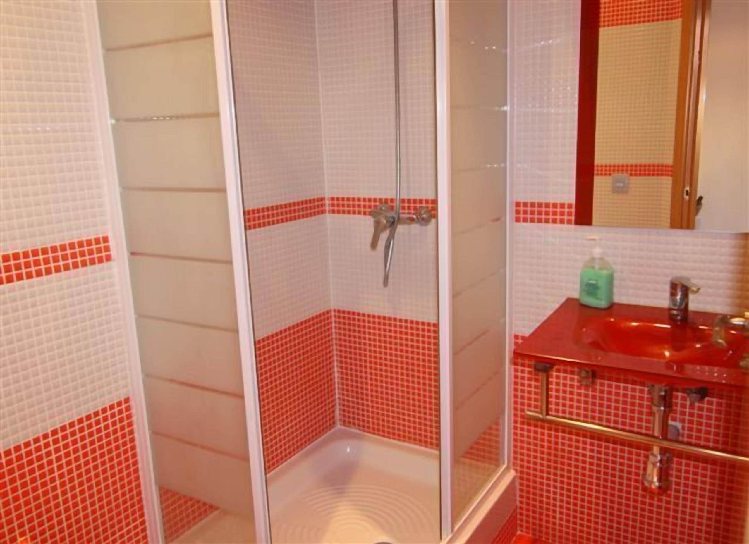 Photo - Hostal Abril Madrid