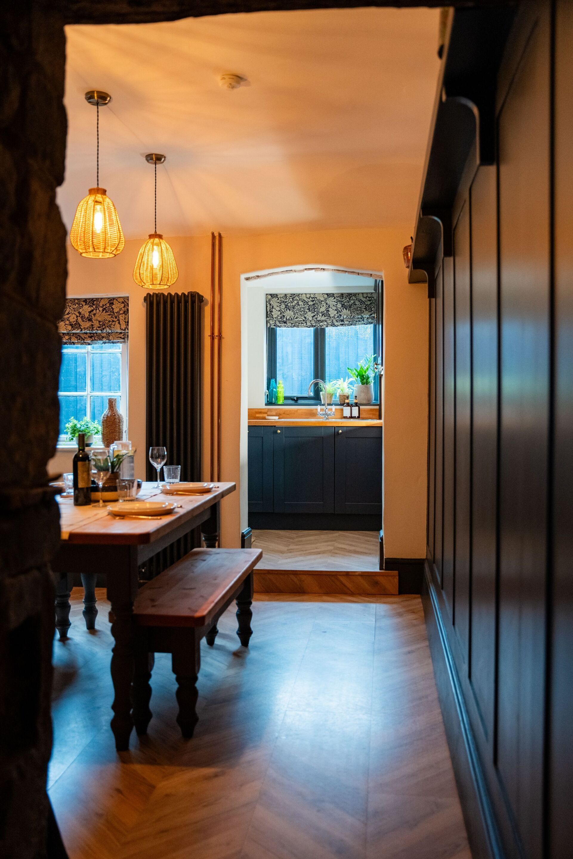 Nhà Deluxe, phòng tắm riêng (2 Bedroom) | Bếp riêng | Ghế cao cho trẻ em 