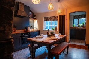 Deluxe-Haus, eigenes Bad (2 Bedroom) | Eigene Küche | Hochstuhl