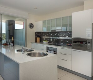 Fridge, microwave, electric kettle - The Chermside Apartments (Chermside)