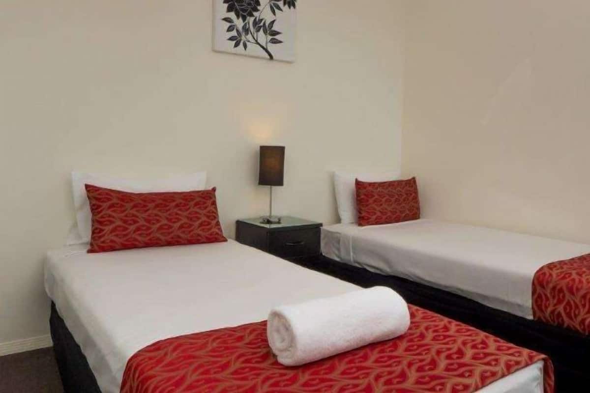 In-room safe, desk, soundproofing, iron/ironing board