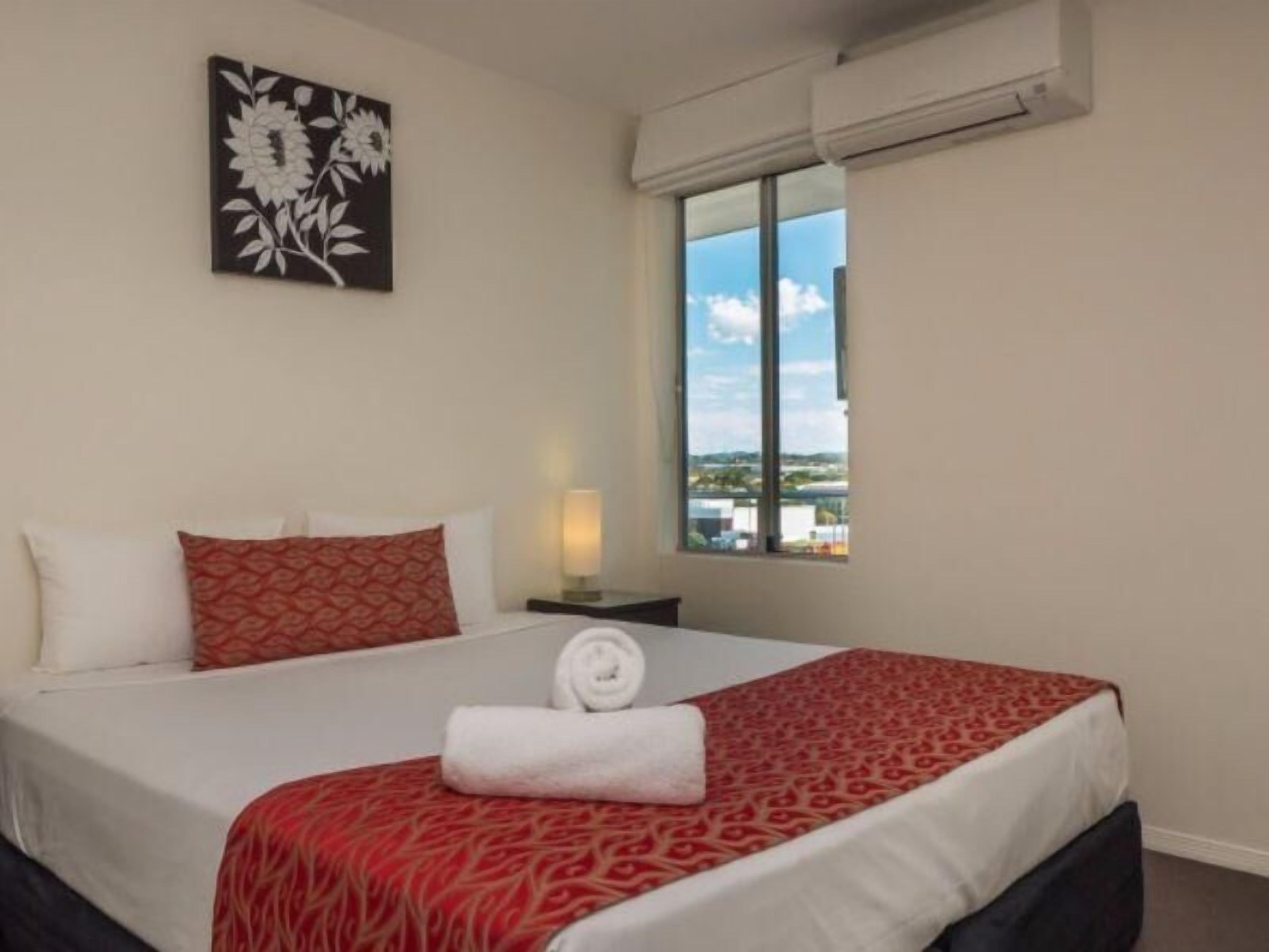 Caja de seguridad en la habitación, escritorio y insonorización 