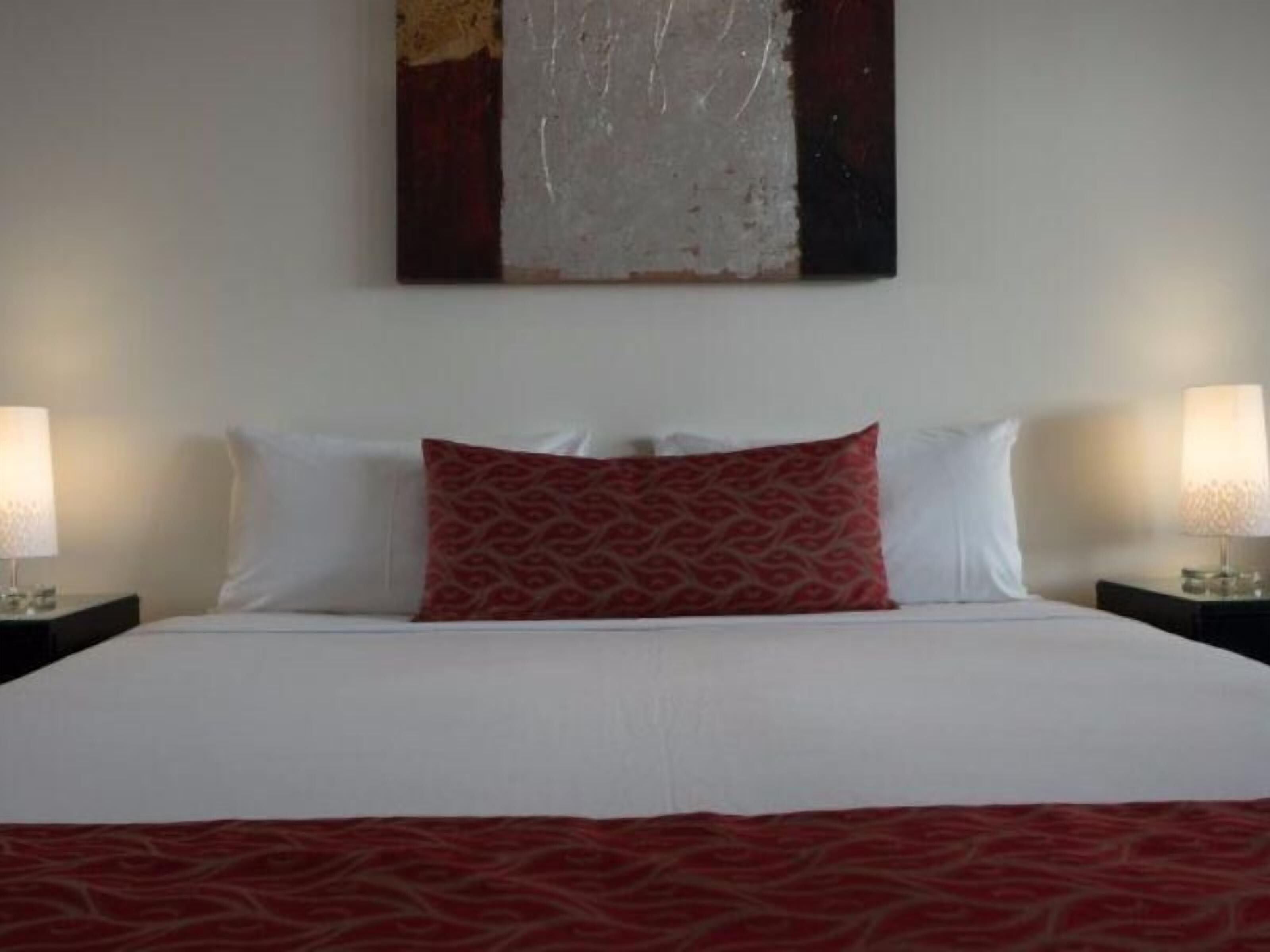 Caja de seguridad en la habitación, escritorio y insonorización 