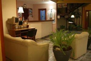 Lobby - Kelta Hotel (El Calafate)