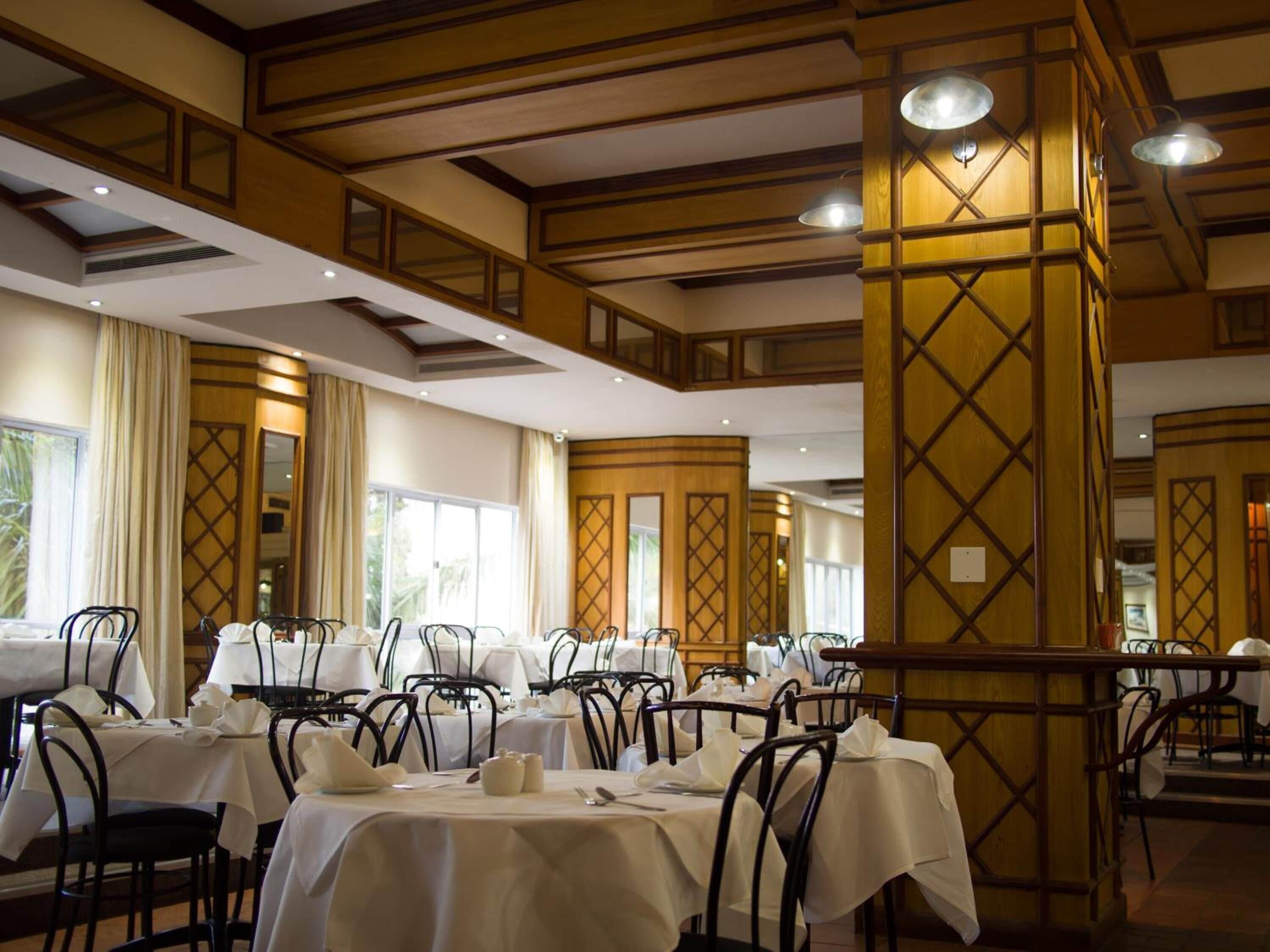 Café da manhã, almoço e jantar