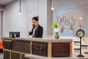 Lobby - Hôtel Victoria Lyon Perrache Confluence (Lyon)