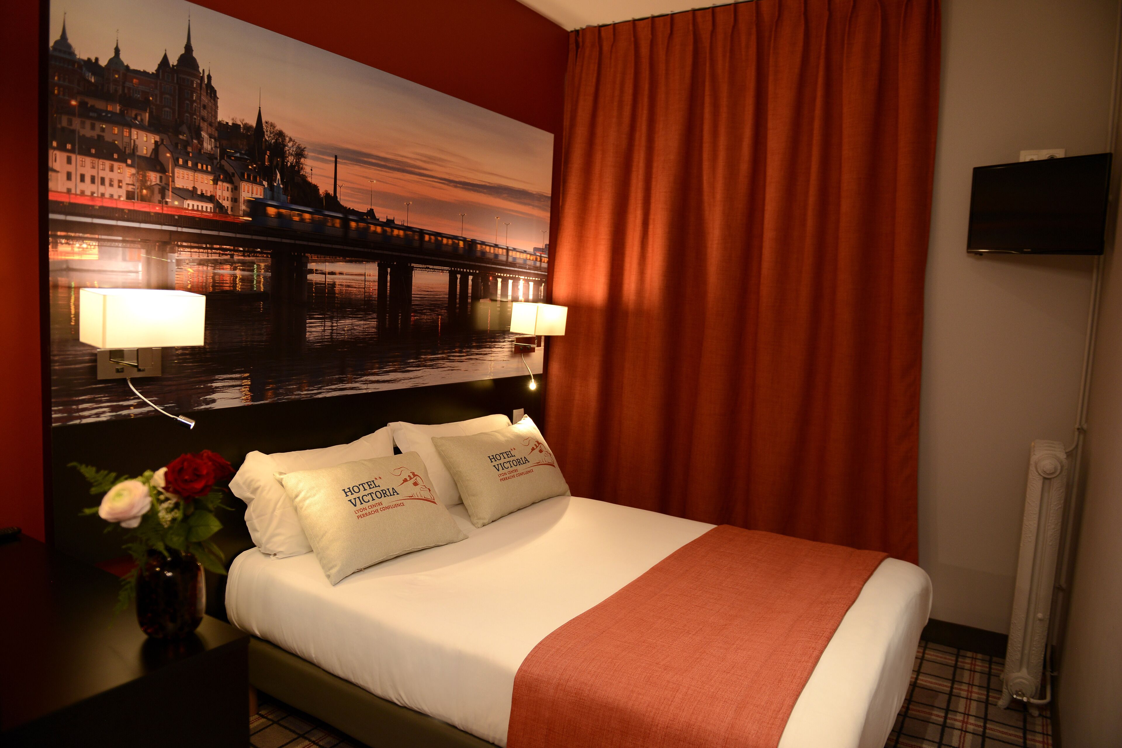 classic room | premium bedding, desk, iron/ironing board, free wifi