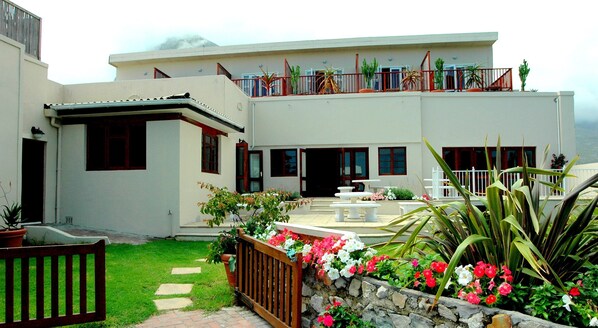 Bahagian luar