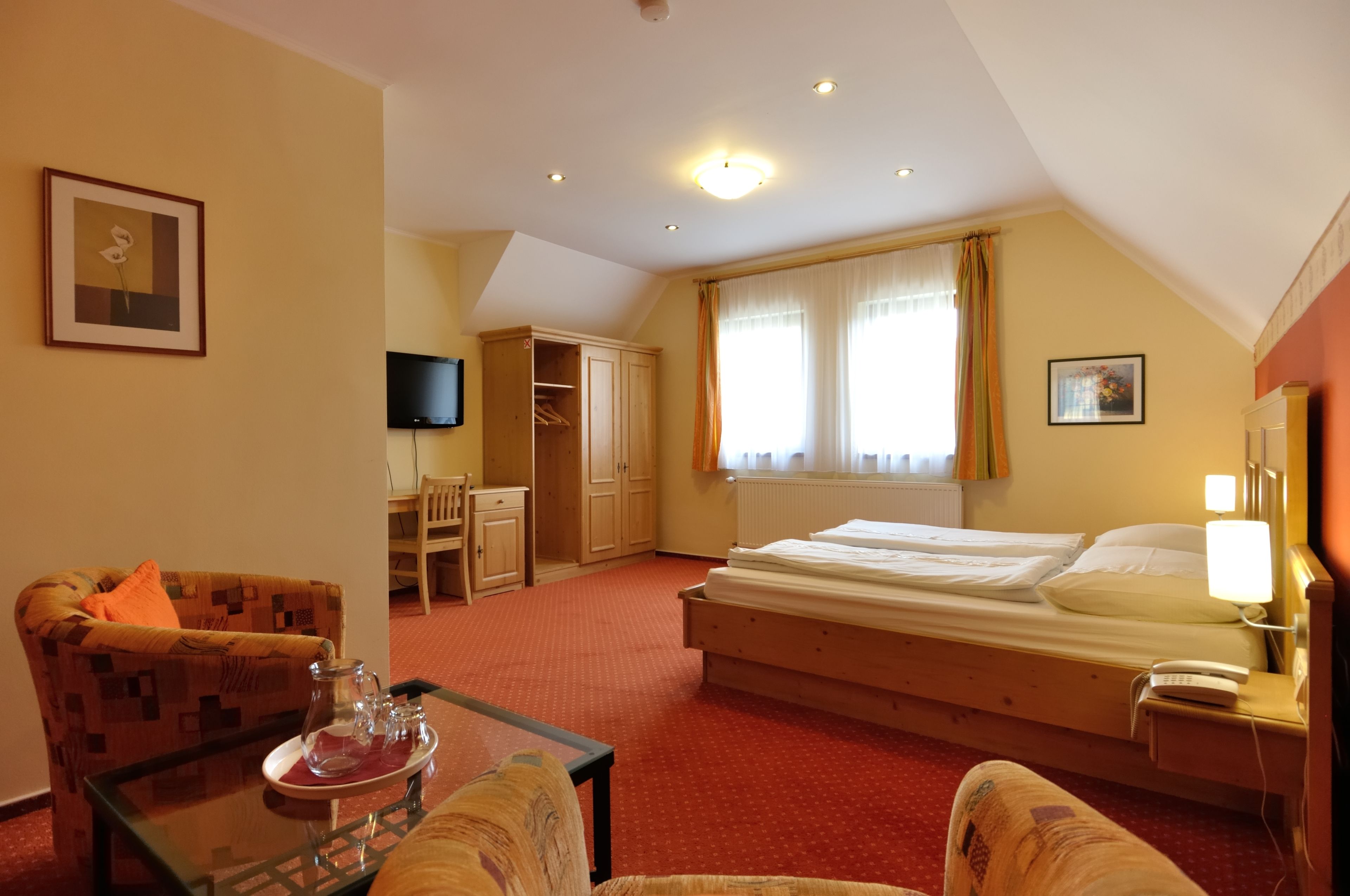 suite | 1 bedroom, minibar, in-room safe, desk