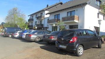 Parken ohne Service (kostenlos)