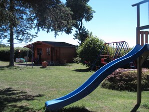 子供用の遊び場 - 屋外