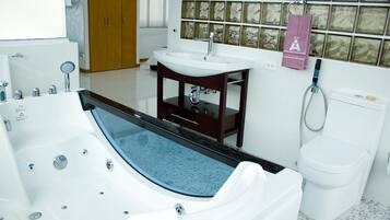 Bathroom | Hair dryer, towels