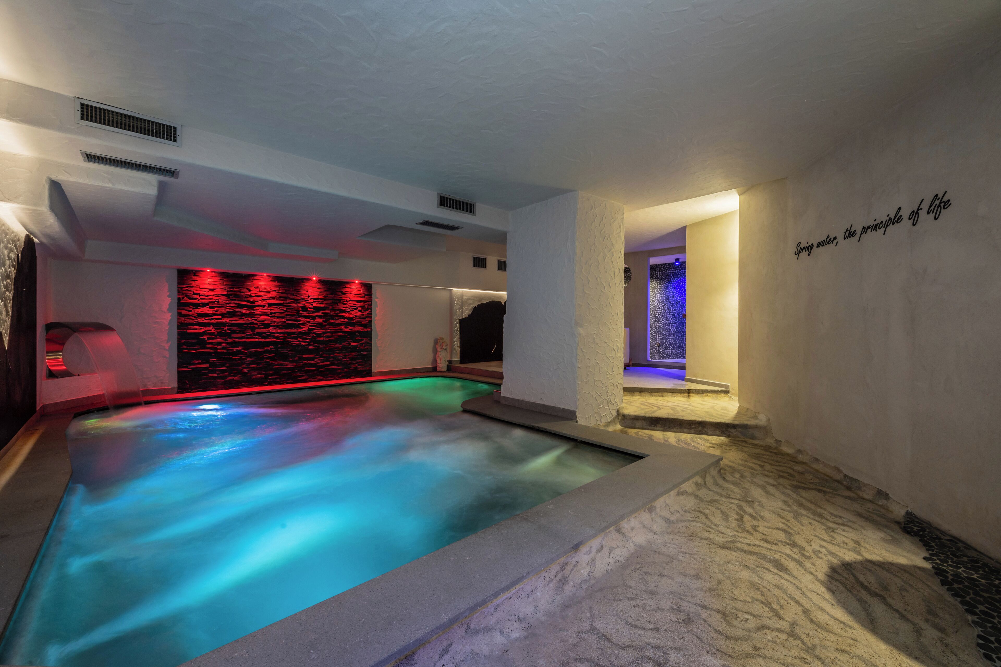 Sauna, hot tub, hot springs/mineral springs, Turkish bath/hammam