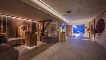 Sauna, bain à remous, sources chaudes/minérales, hammam, soins corporels