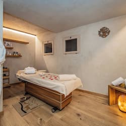 Sauna, vasca idromassaggio, sorgenti di acque termali/minerali