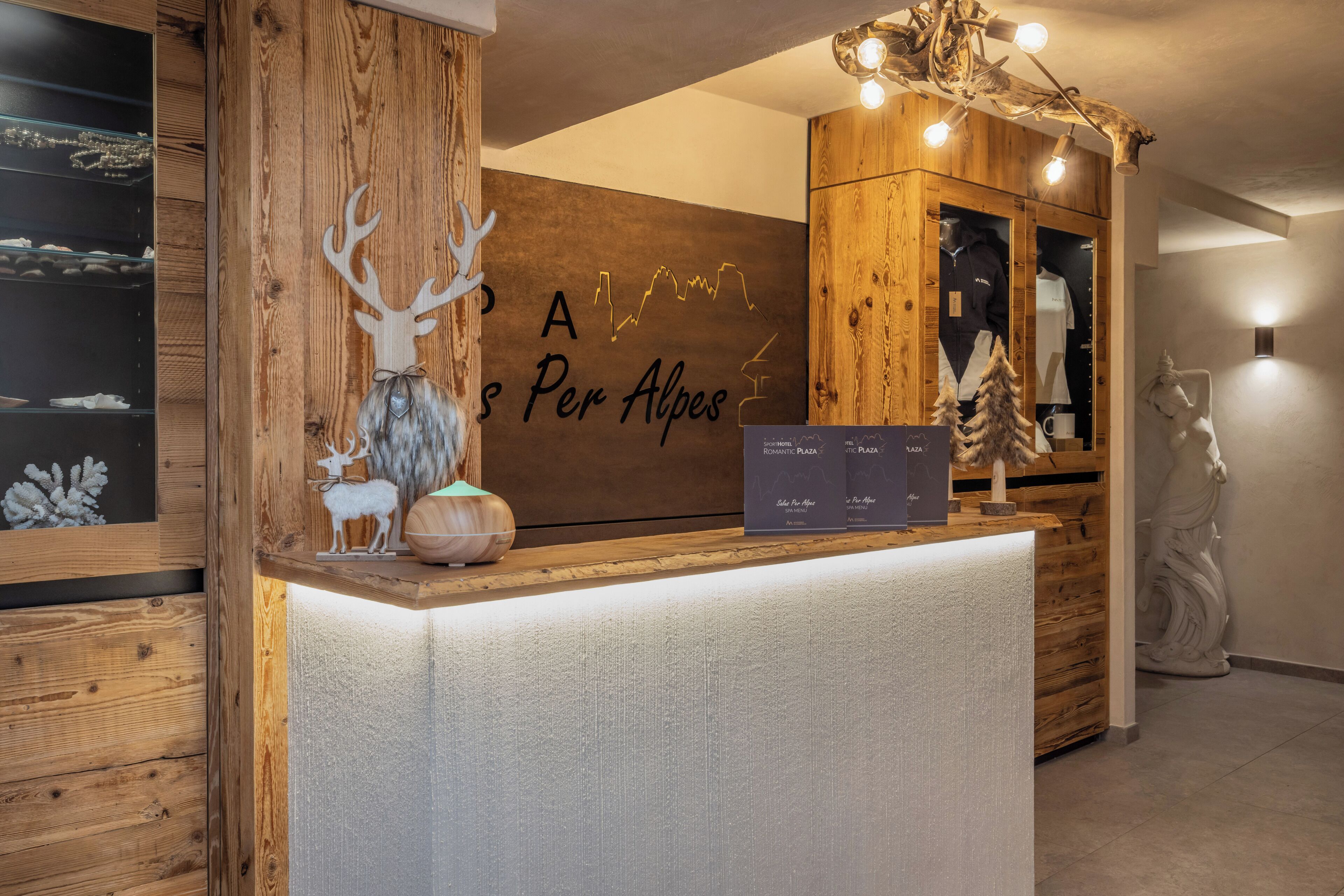 sauna, hot tub, hot springs/mineral springs, turkish bath/hammam