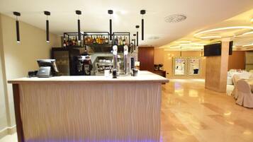 Bar (en el alojamiento)