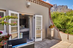 Kamar Double Standar, teras | Teras/patio