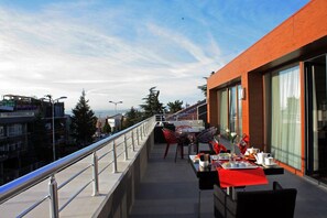 Deluxe Double Room, 1 Bedroom, City View | City view