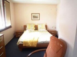 Pillowtop beds, desk, soundproofing, iron/ironing board