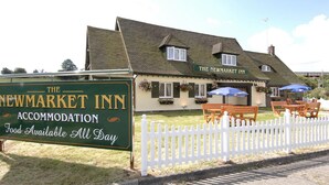 Front of property - The Newmarket Inn (Lewes)