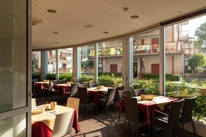 Restaurant - Aparthotel Sheila (Jesolo)