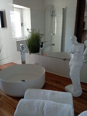 Standard Double Room | Premium bedding, cots/infant beds, rollaway beds, free WiFi