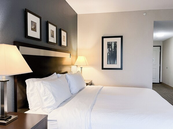 Premium bedding, iron/ironing board, free cots/infant beds