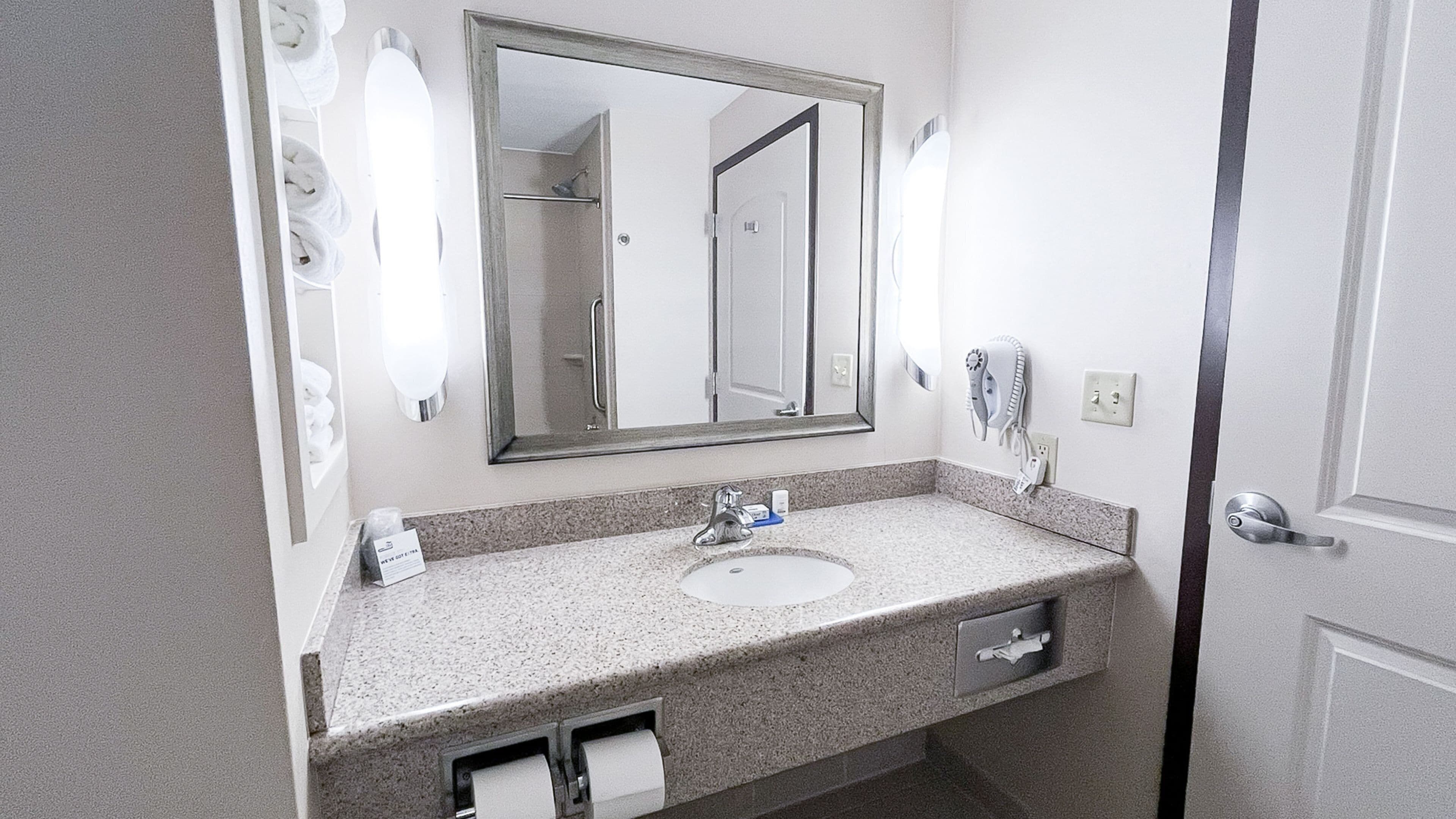 Suite, 2 Queen Beds | Bathroom | Free toiletries, hair dryer, towels