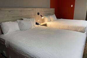 Cortinas blackout, ferros/tábuas de passar roupa, Wi-Fi de cortesia